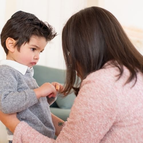Çocuklarda Dürtüsellik Nedir? Nedenleri, Belirtileri ve Çözüm Yolları 4 Dürtüsel Çocuklarla Yaşamak: Aileler Ne Yapabilir?