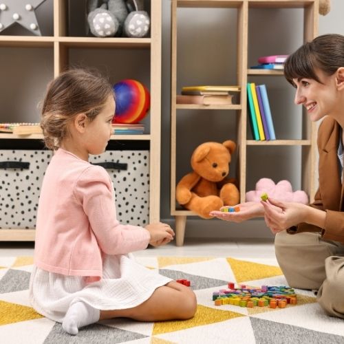Ortak dikkat nedir? Nasıl geliştirilir?